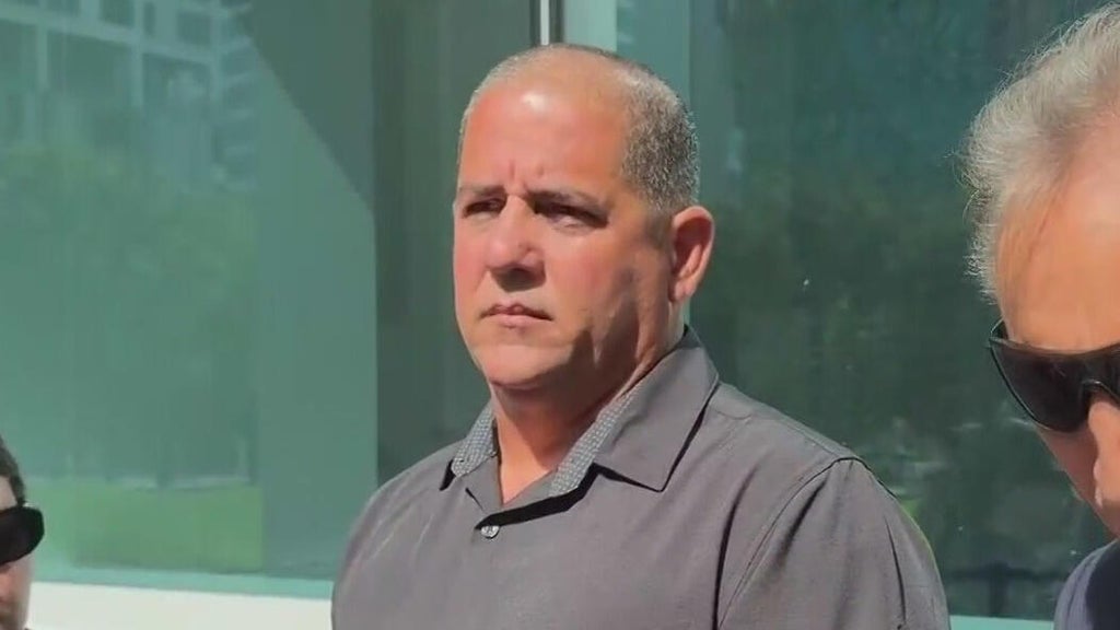 Tugboat captain involved in deadly 2025 Biscayne Bay sailboat crash sentenced to 18 months in prison — CBS Miami, Naples Business news