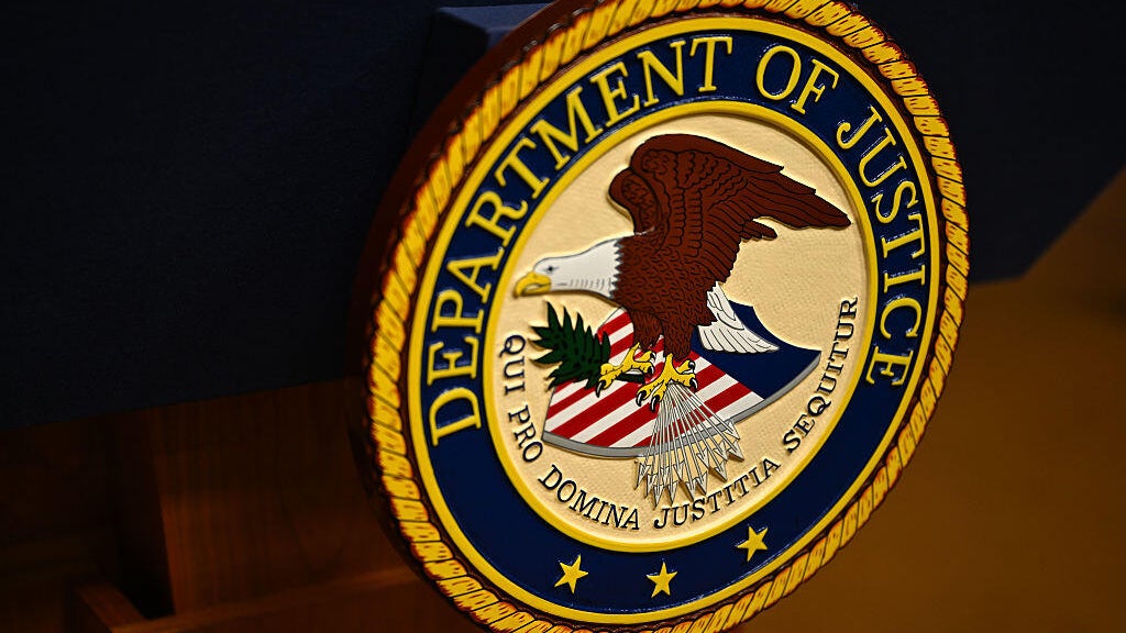 Man eyed Minnesota's Mall of America for attack, pledging allegiance to ISIS, federal prosecutors say — WCCO / CBS Minnesota, Naples Community news