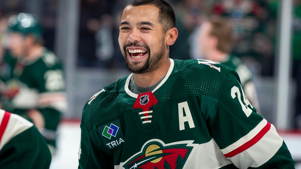 Defenseman Mathew Dumba retiring after 13 NHL seasons with 5 different teams — WCCO / CBS Minnesota, Naples Sports news
