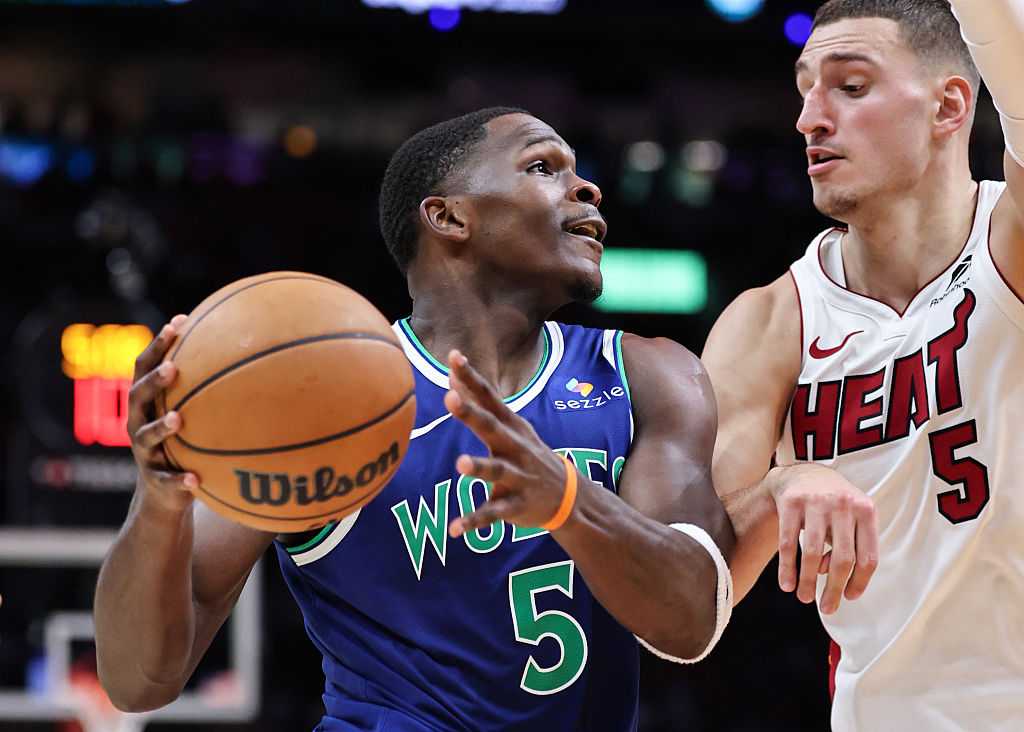 Anthony Edwards scores 45, Wolves roll past Heat to spoil Giannis’ opener — WPBF Sports Palm Beach