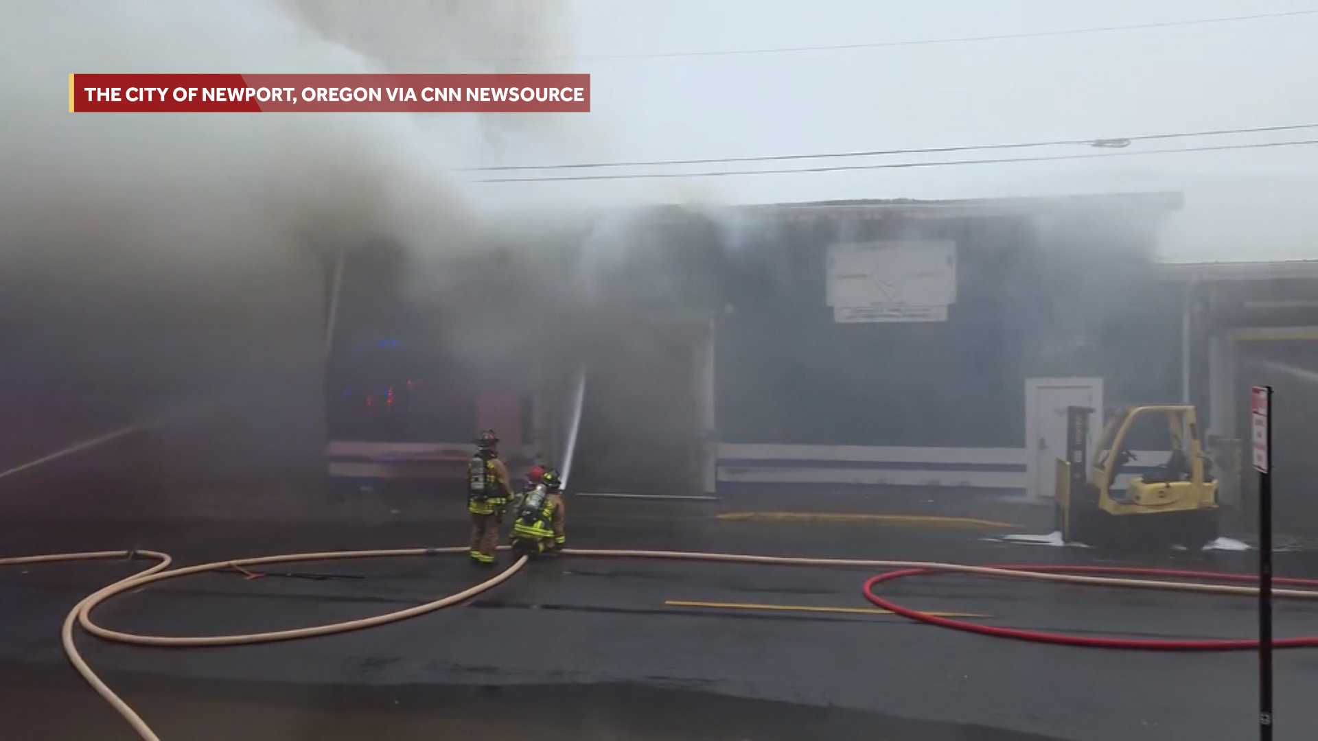 Possible ammonia contamination prompts evacuations after Oregon seafood plant fire, officials say — WESH 2 Orlando, Naples Schools news