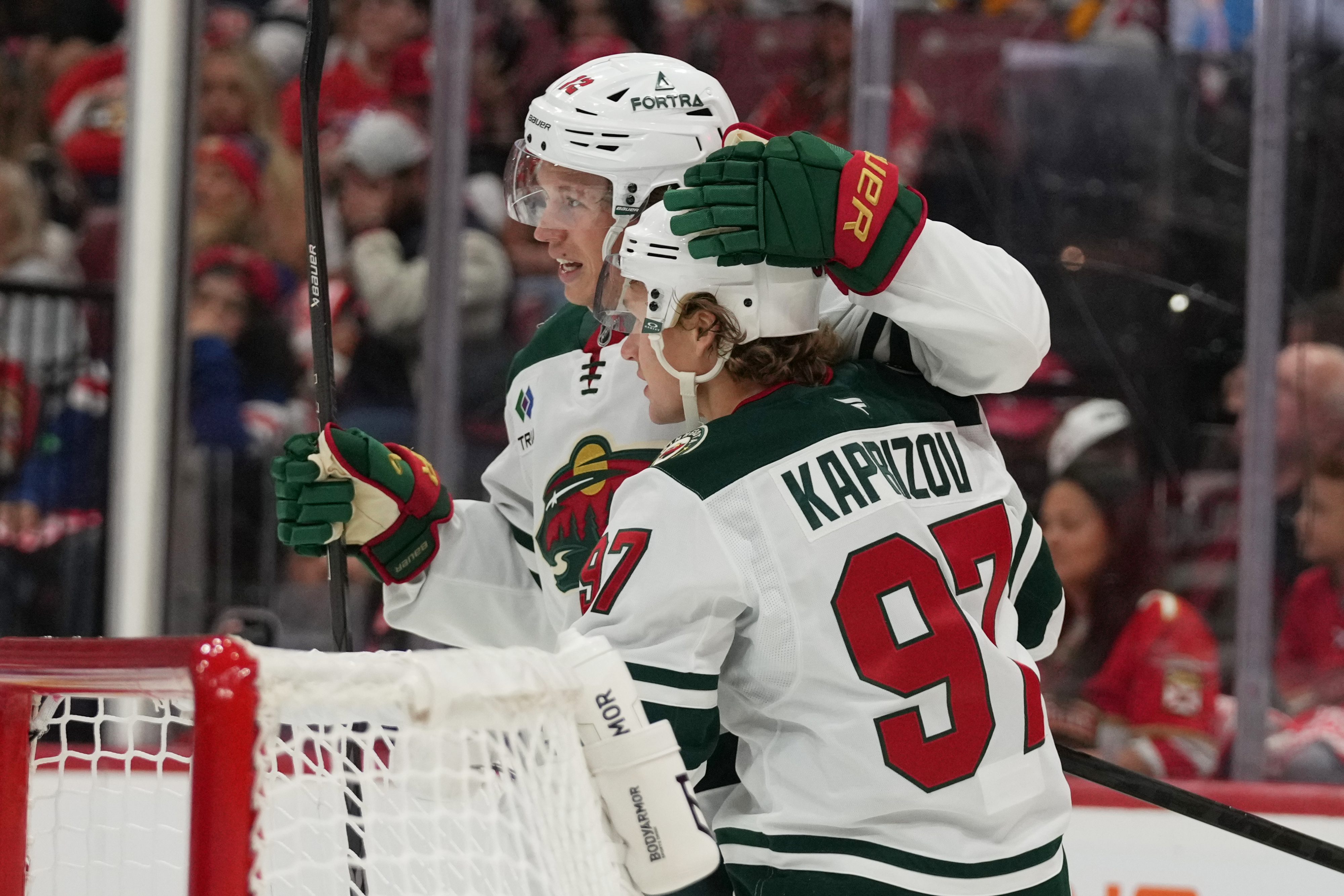 Kaprizov has 4-point night, Wild top Panthers 4-1 to spoil Florida’s home opener — KFGO, Naples Business news