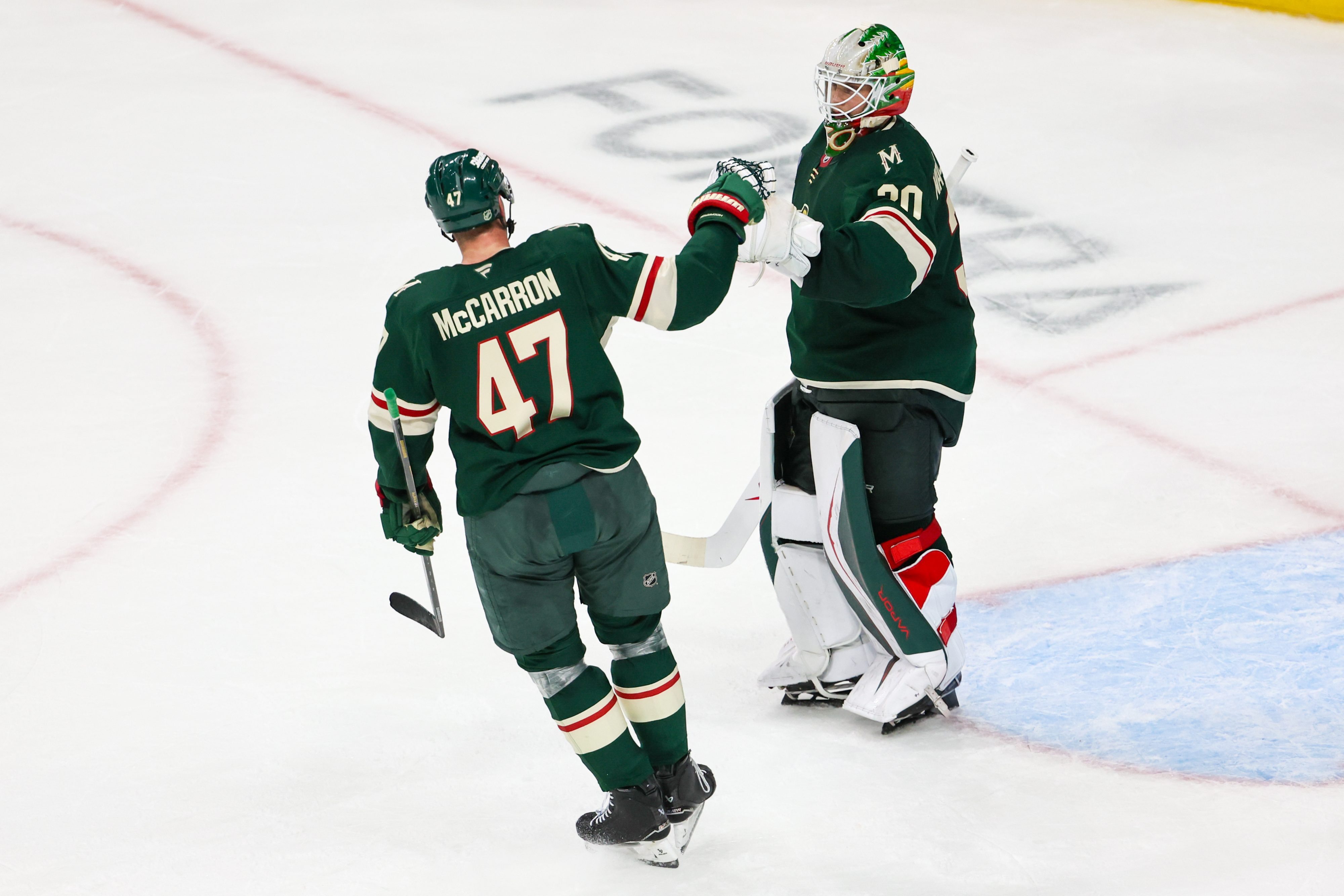Wild’s Sturm sent to hospital for exam after puck strikes his head, reminding team of Faber’s injury — KFGO, Naples Health news