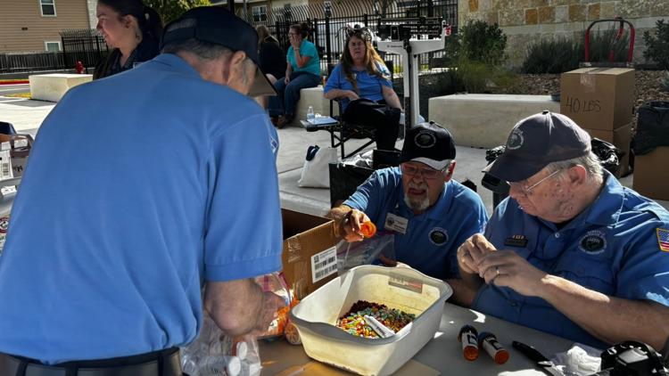 Kerrville collects 306 pounds of prescription drugs for safe destruction at take-back event — KENS 5 (San Antonio), Naples Health news