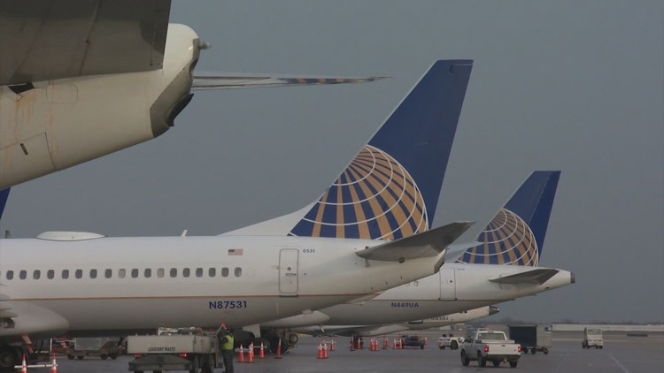 United flight from Grand Cayman to Houston declares emergency, lands safely — KENS 5 (San Antonio), Naples Community news