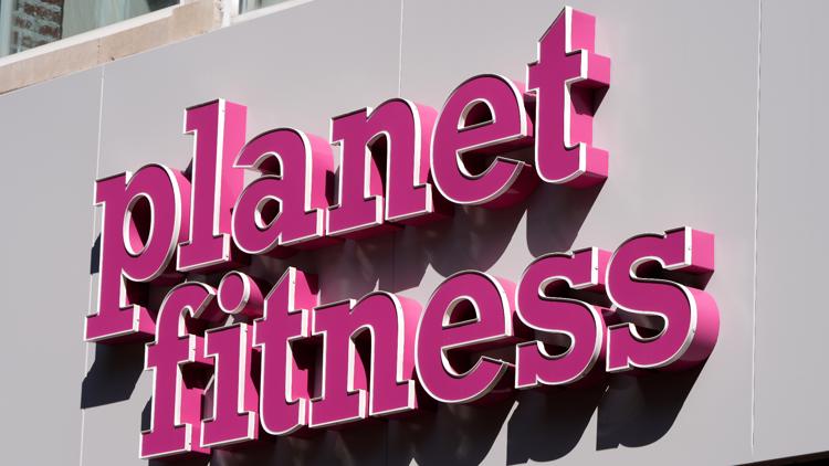 Woman sues Frisco Planet Fitness after being secretly recorded nude in tanning bed, lawsuit says — WFAA (Dallas-Fort Worth), Naples Health news