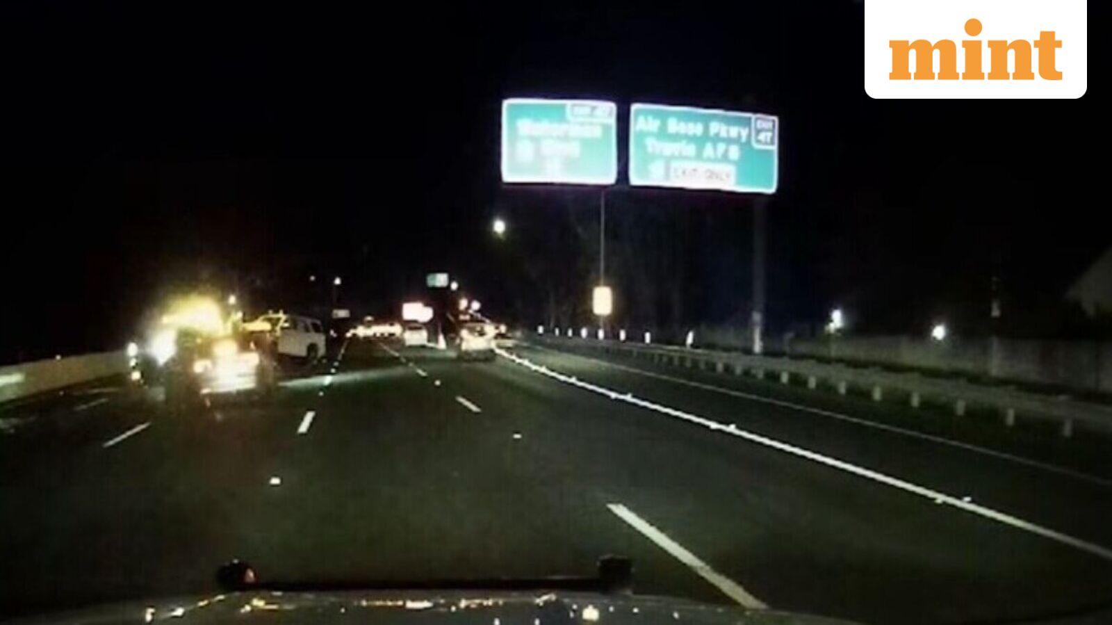 Tesla driver allegedly asleep with Full Self-Driving on? Video shows car crashing into police vehicle in California — Mint India, Naples Technology news